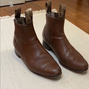 Botines Lara Mexican Chelsea boots